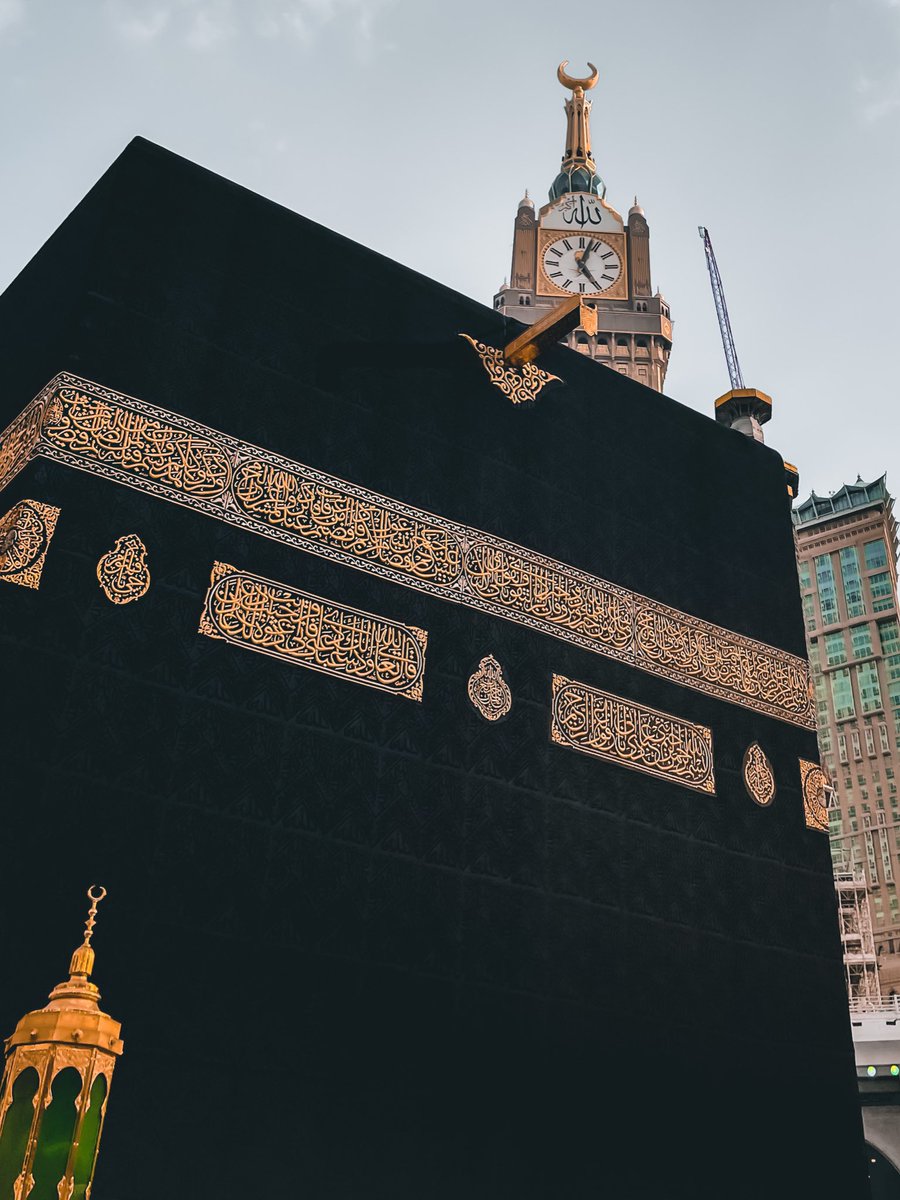 zxz_95's tweet photo. كان النبي ﷺ يُكثر من دعاء:

اللهمَّ إني أسألك نفسًا مطمئنة تؤمن بلقائك، وترضى بقضائك، وتقنع بعطائك.💕

 #مكه_الان https://t.co/evUND6lgUY
