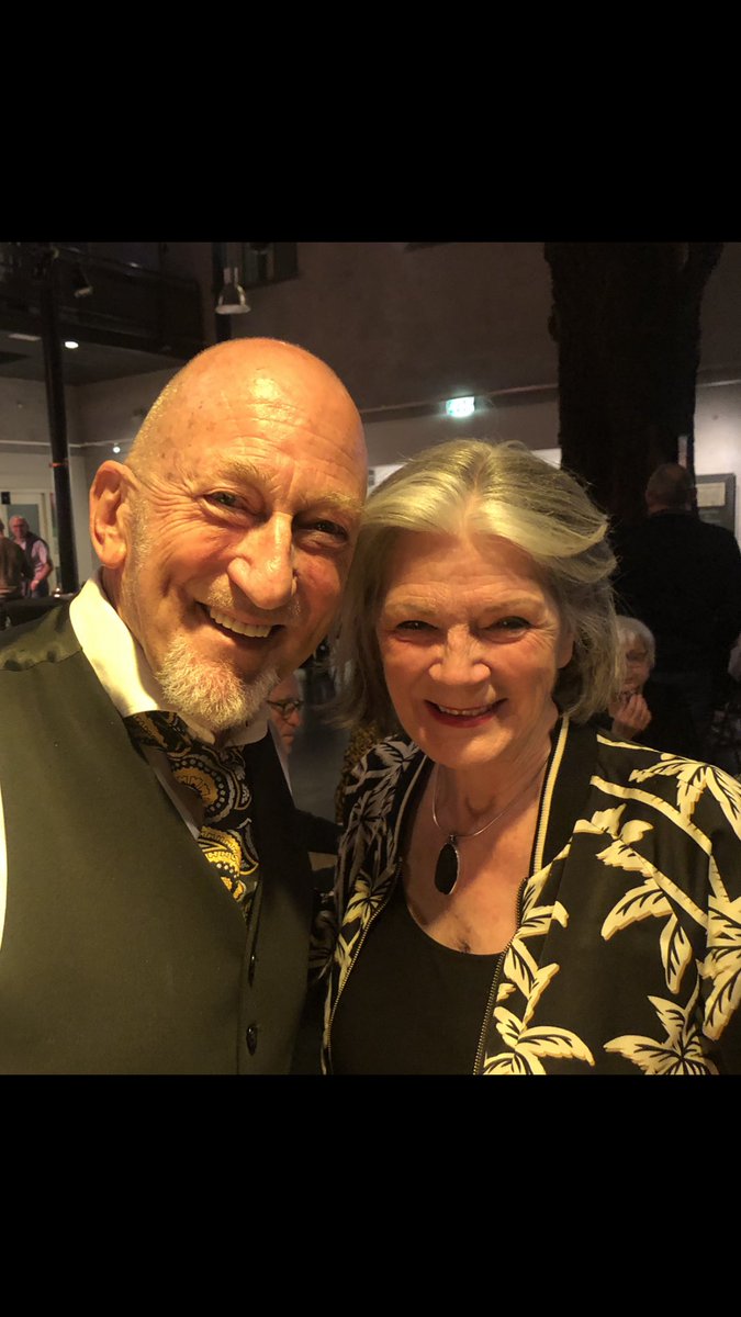 We waren bij het concert van Gerard van Maasakkers in Nuenen. Ik vond het hartverwarmend mooi. Gerardvanmaasakkers.com