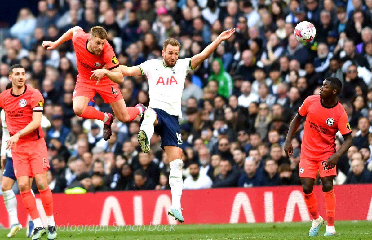 simondackpix's tweet photo. Frustration &amp; Controversy as Albion lose 2-1 away at Spurs @Brian__Owen #BHAFC  #Brightonfootball #premierleague @telephotoimages @AndyNaylorBHAFC #NorthStandChat https://t.co/7ZqLXmWfY7