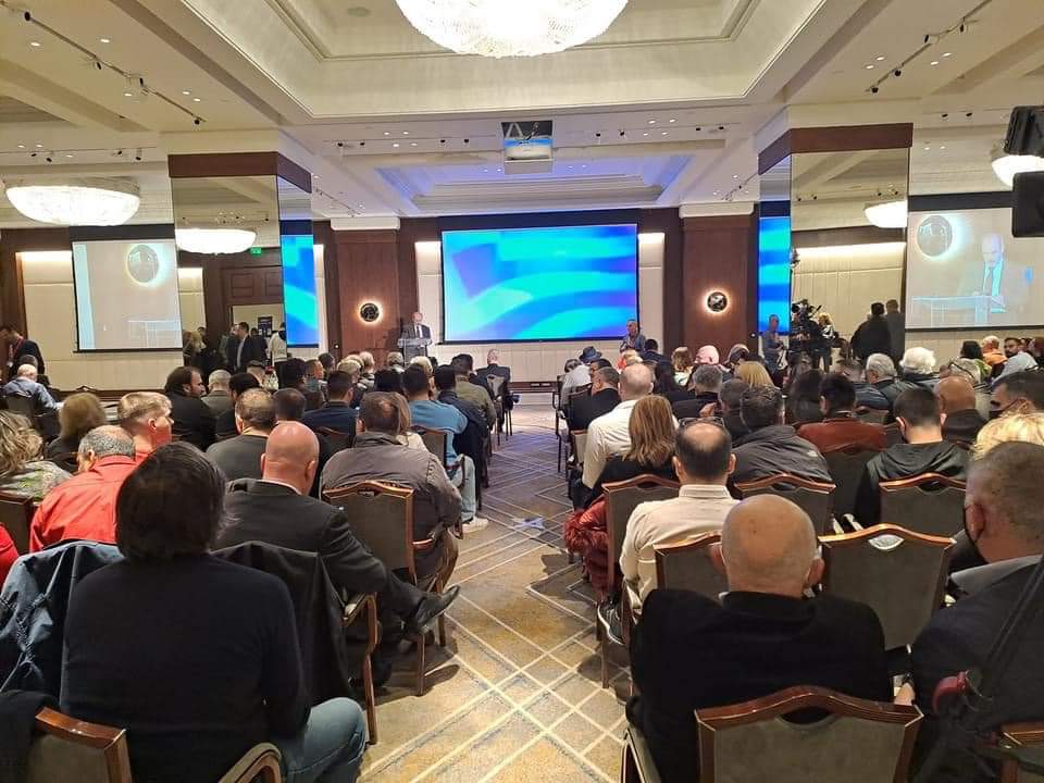TMpiles's tweet photo. ΕΘΝΙΚΗ ΔΗΜΙΟΥΡΓΙΑ
Παρουσίαση υποψηφίων νοτίου Ελλάδος.
Ξενοδοχείο Marriott σήμερα το βράδυ
Να μας πει εκείνο το πουλί @SpDapergolas πόσους μετράει να ξέρουμε τι να λέμε.
#Ethniki_dimiourgia
#Tzimeros
#kranidiotis
#Tsiartas https://t.co/d0floKdPTP
