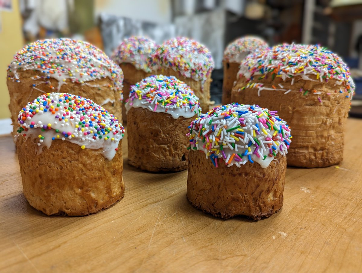 📢 If you haven't had the chance to place an order, you can do a walk-in pick up while quantities last 🧺