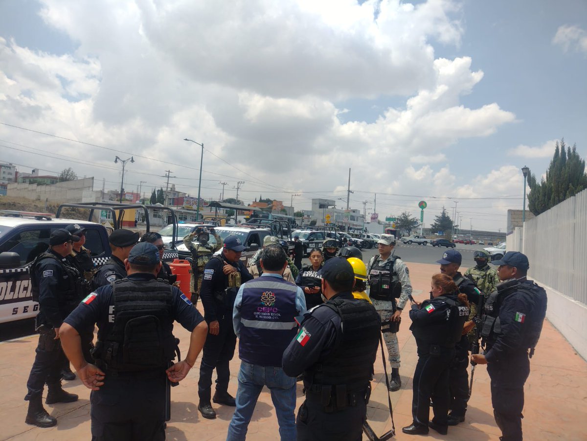 CEPC_TLAXCALA's tweet photo. 🚨 LA #CEPC INFORMA 🚨
Como parte del Operativo Especial #SabadoDeGloria ⛱️
Los operativos de la #CEPC y la #RMPC notifican que se han realizado recorridos por los diferentes afluentes acuáticos 🌊 y en la Malinche 🏔️ e informa que hasta este momento hay #saldoblanco 🟢 https://t.co/YSFeVXC3Kl