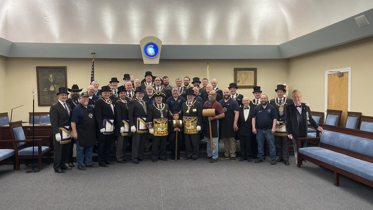 NilesmLarson's tweet image. Wonderful day with Friends and Brothers @freddobson22 and I questioned where @GonyeaJim was on this sunny day #Freemasonry