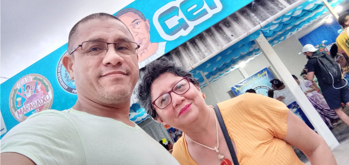 Reencontrei a queridona <a href="/MarileiaMaciel3/">Marileia Maciel</a> aqui no Marabaixo do Barracão da Tia Gertrudes. 😍