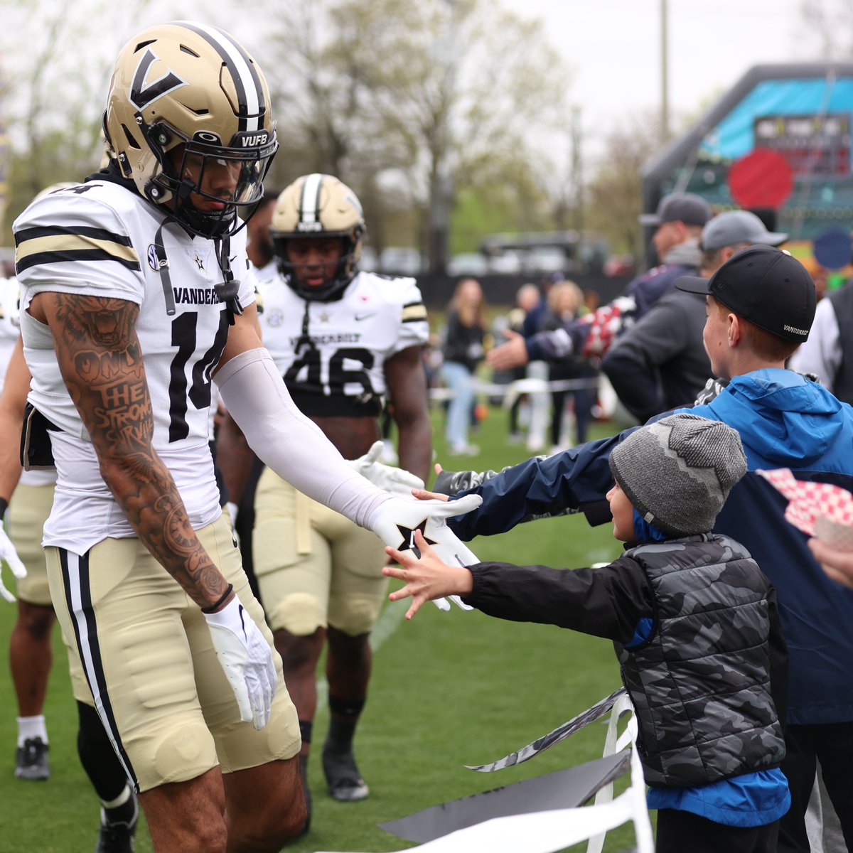 A little rain couldn't keep Commodore Nation down as fans turned out to ...