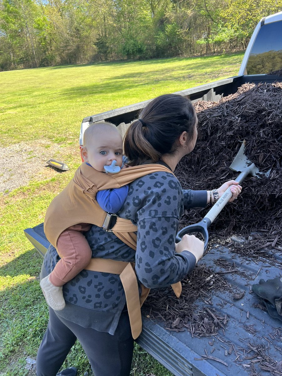 pilkingtonforar's tweet photo. We don’t let the babies slow us down we just strap them on and go. #saturdayprojects @gotpilk https://t.co/cuuJB0murU