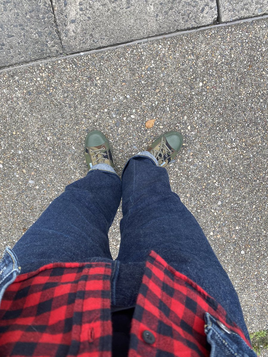 denim_yaro's tweet photo. おはようございます!
なんか寒いわ😵
今日はSTARTASのスニーカー👟で
クロアチア🇭🇷のメーカーです!
#startas #Warehouse https://t.co/sJZQnZhR8Z