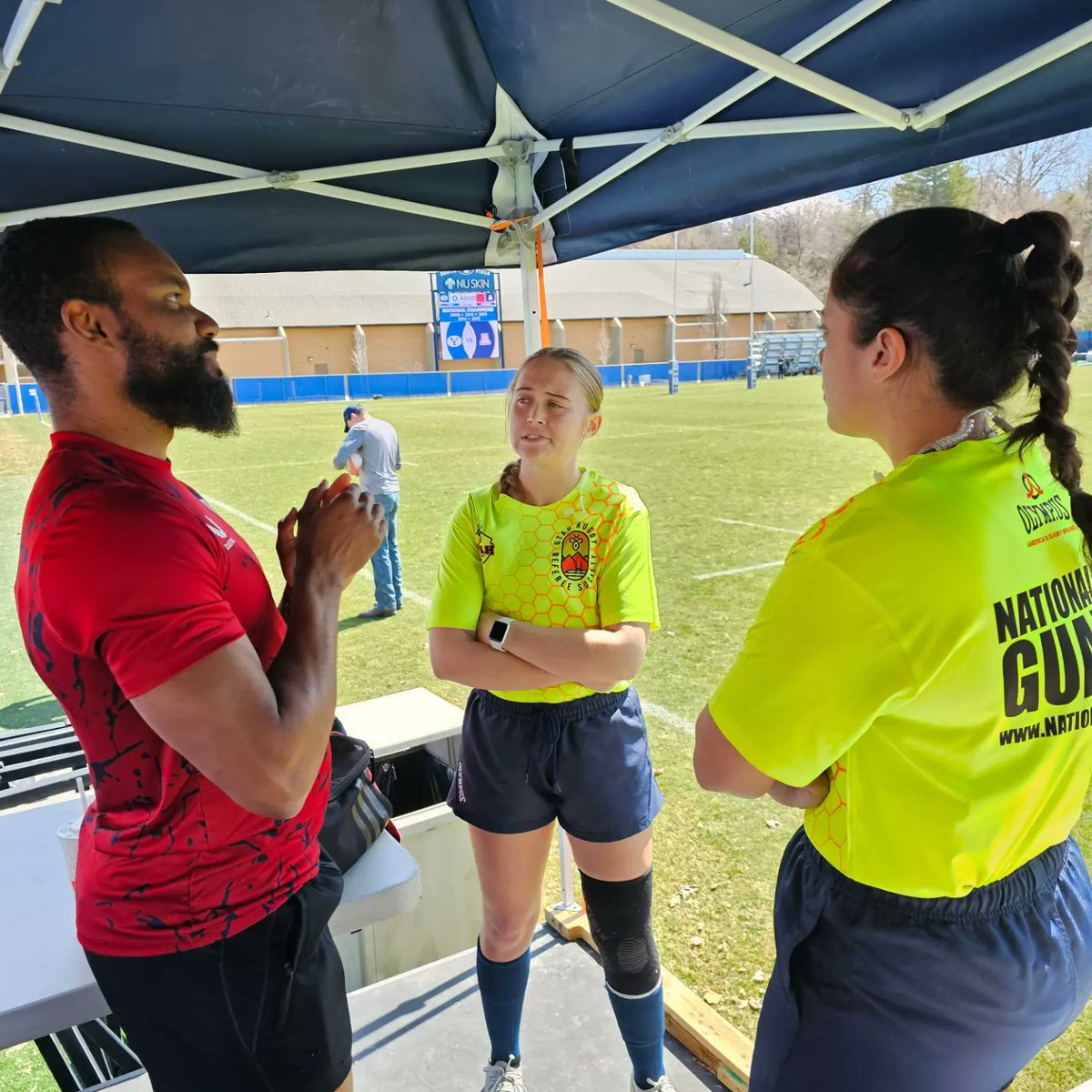 tomwaqa's tweet photo. One fine day for rugby. Joined this dream team today. Center Referee: Khalil, ARs: @matalasi_m and @kaelinhirschi - #4 🙏
Final Score 🇺🇸 CRAA D1A Men's 🏉 Playoff: BYU 71 Arizona 33 https://t.co/Ckf9p4rI7L