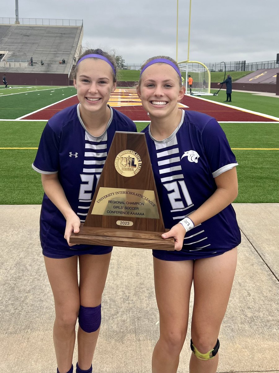 RyLovell's tweet photo. Ridge Point Lady Panthers are Region 3 Champs and State Bound in Georgetown, TX! 🐾⚽️💜 @AhfcO7gecnl @ahfcsoccer @RPHSGirlsSoccer https://t.co/RH5YbetROZ