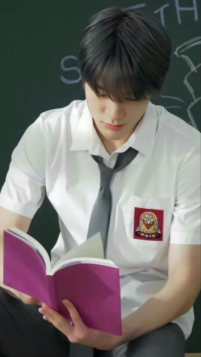 — Tidak Semudah itu ferguso

a Lee Jeno few tweets au
;; By ©Softiessra