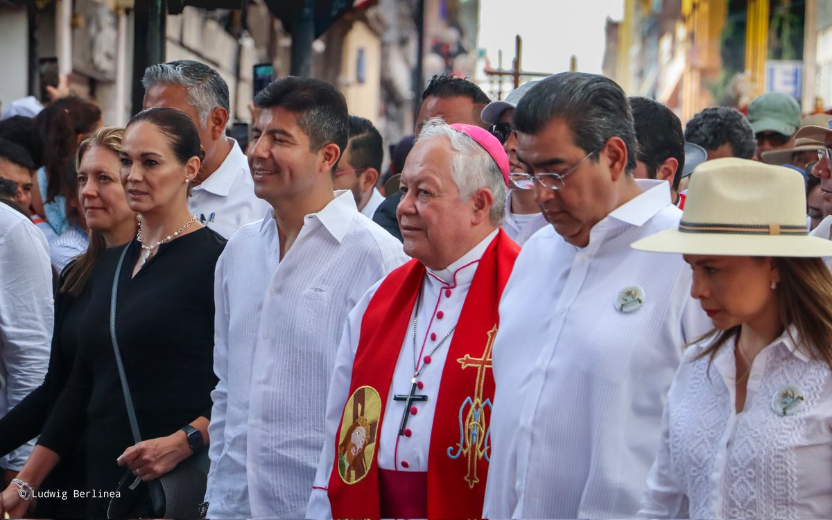 BerlineaLudwig's tweet photo. Viernes Santo en Puebla
#ViernesSanto #Puebla #SemanaSanta https://t.co/353OsOPyrn