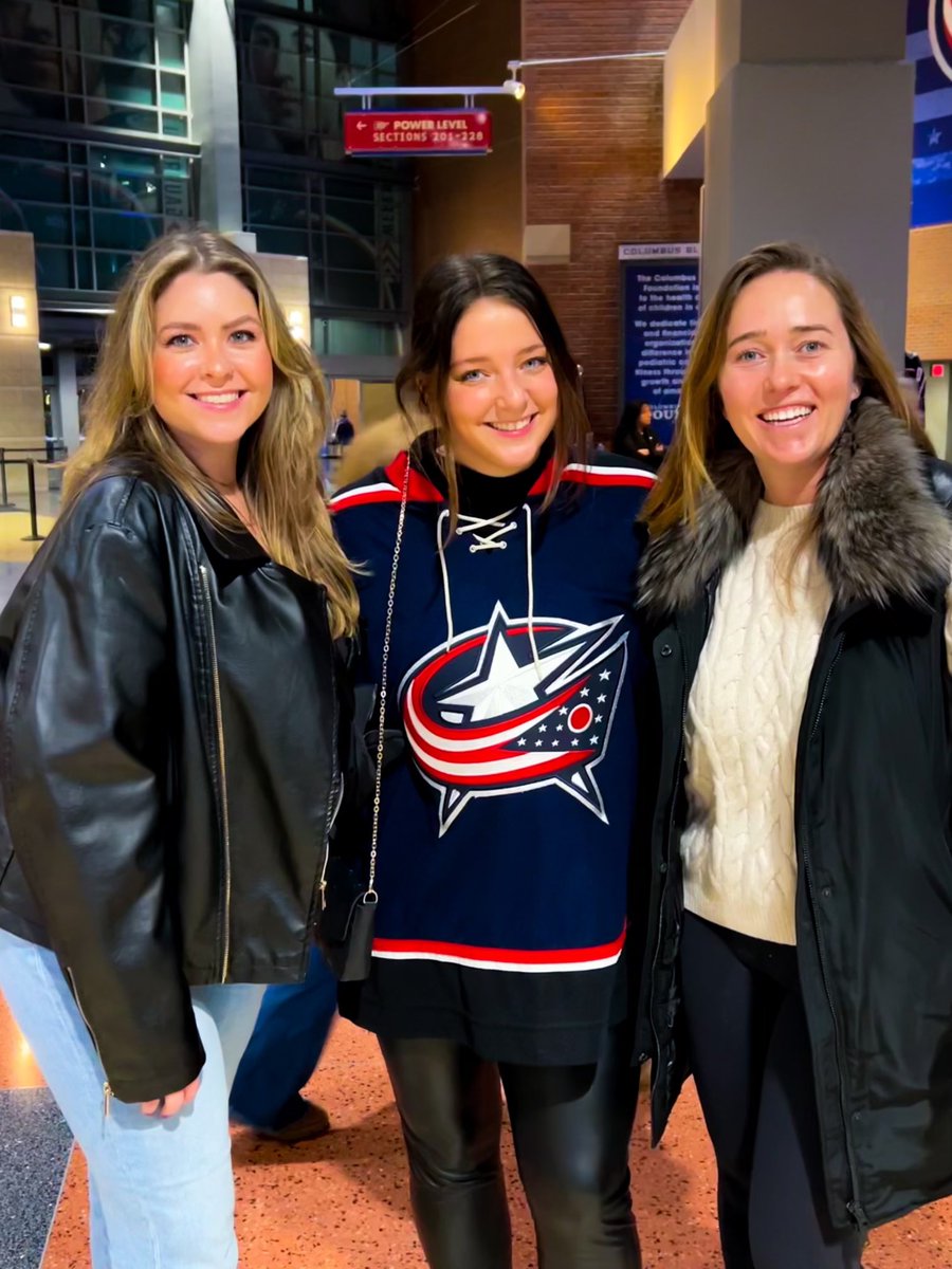 CaitieCollins's tweet image. #5thLineThanks super thankful for these people plus many others I’ve meant getting into #cbj hockey over these past few years! ❤️