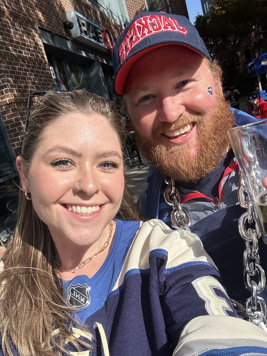 CaitieCollins's tweet image. #5thLineThanks super thankful for these people plus many others I’ve meant getting into #cbj hockey over these past few years! ❤️