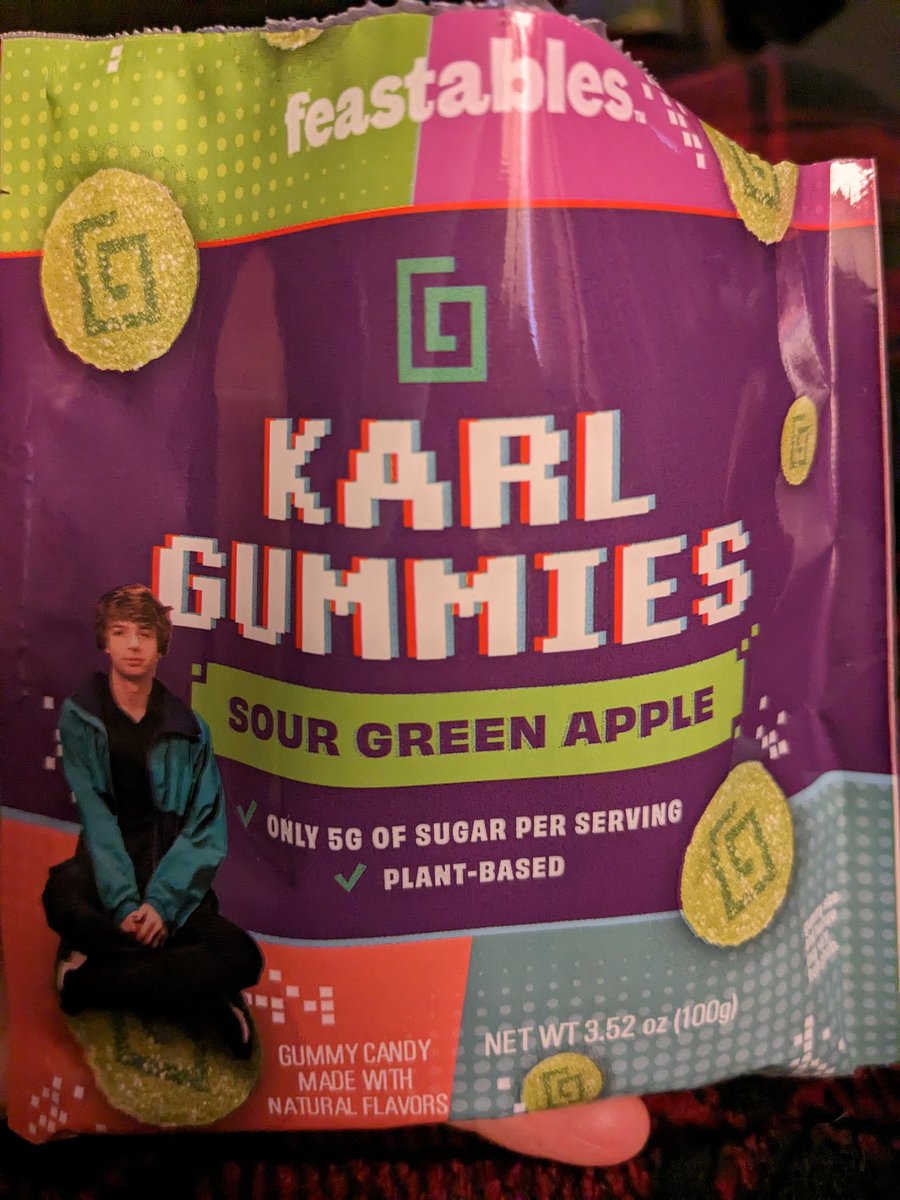 siegengin's tweet photo. faded off a Karl gummy rn https://t.co/VTfhiKuNhj
