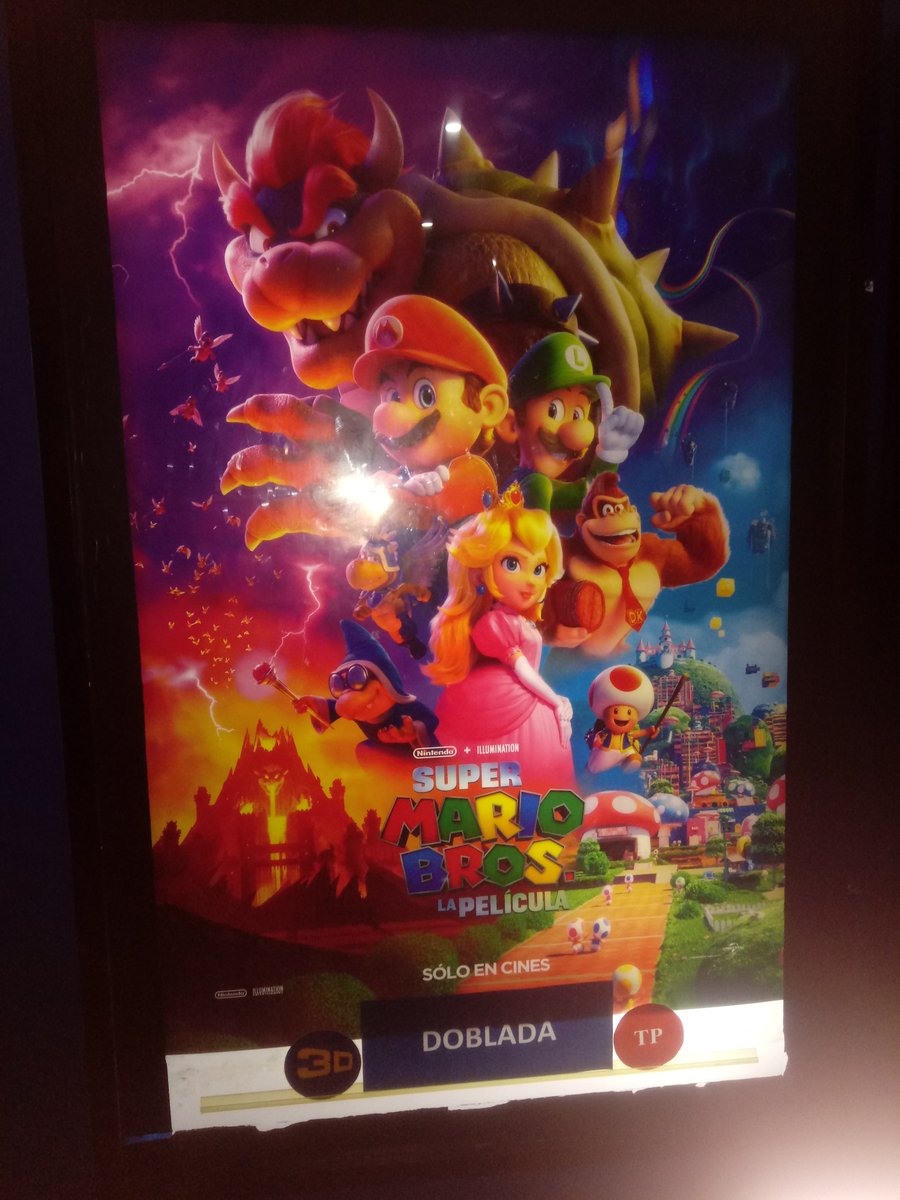 SR_Gameplay5's tweet photo. Después de 4 años de no ir al cine, al fin llegó el momento 😈 https://t.co/OHejUWBQEo
