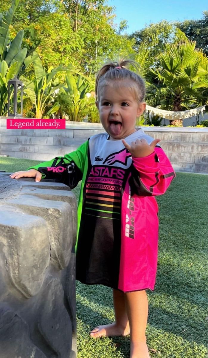 Hoy es día de chicas perdonen🥺🤍

Mi gorda hermosa❤️‍🩹