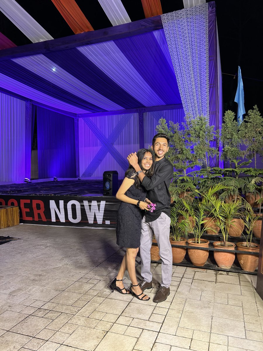 wannabeyourz_'s tweet photo. day 58:
College Prom 💃🕺
#100happydays https://t.co/plyzxqyHcQ