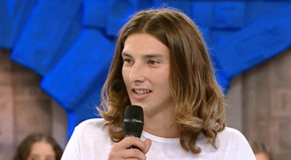 this_isme_22's tweet photo. Chi mandano                  chi ci dovrebbe
all'eliminazione:             essere: 
#Amici22 #FantaAmici https://t.co/ftZM1sFK2F
