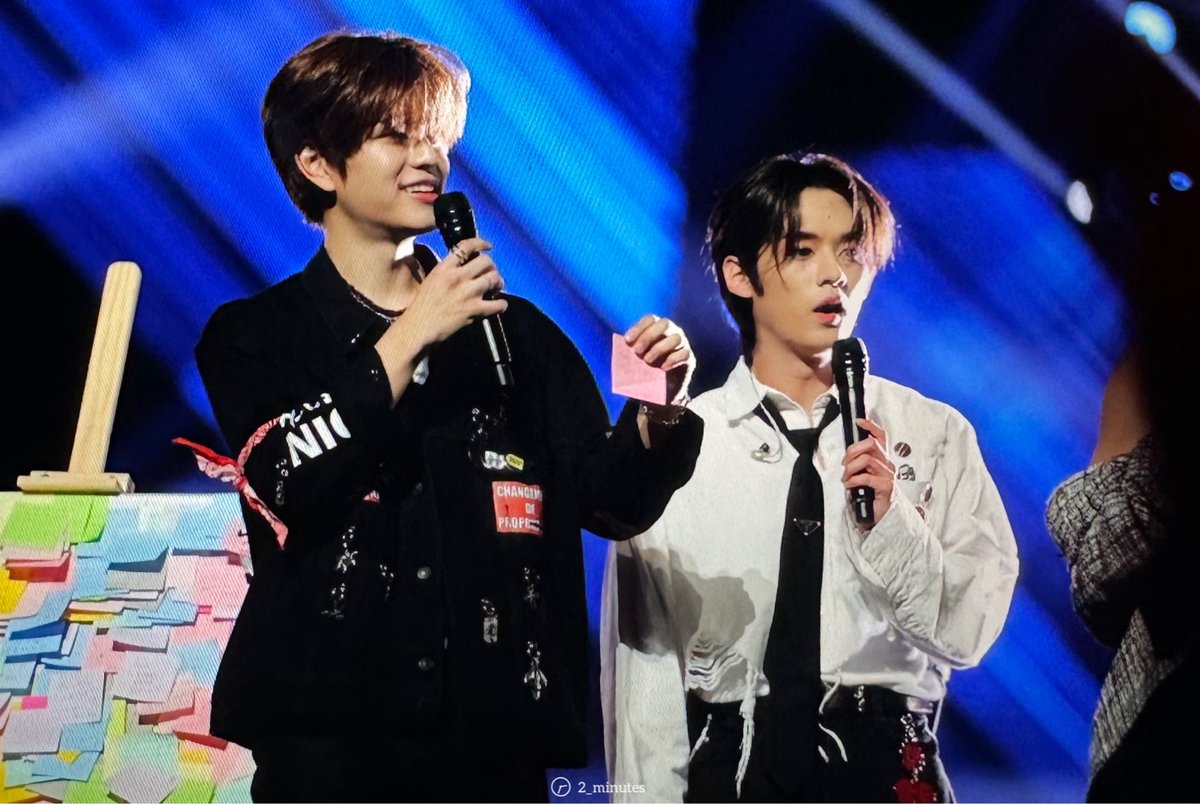 2minutes_rule's tweet photo. 230408 MusicBank in Paris PRE

#리노 #Leeknow #승민 #Seungmin 
#스트레이키즈     #StrayKids https://t.co/w8A7OyjaSe