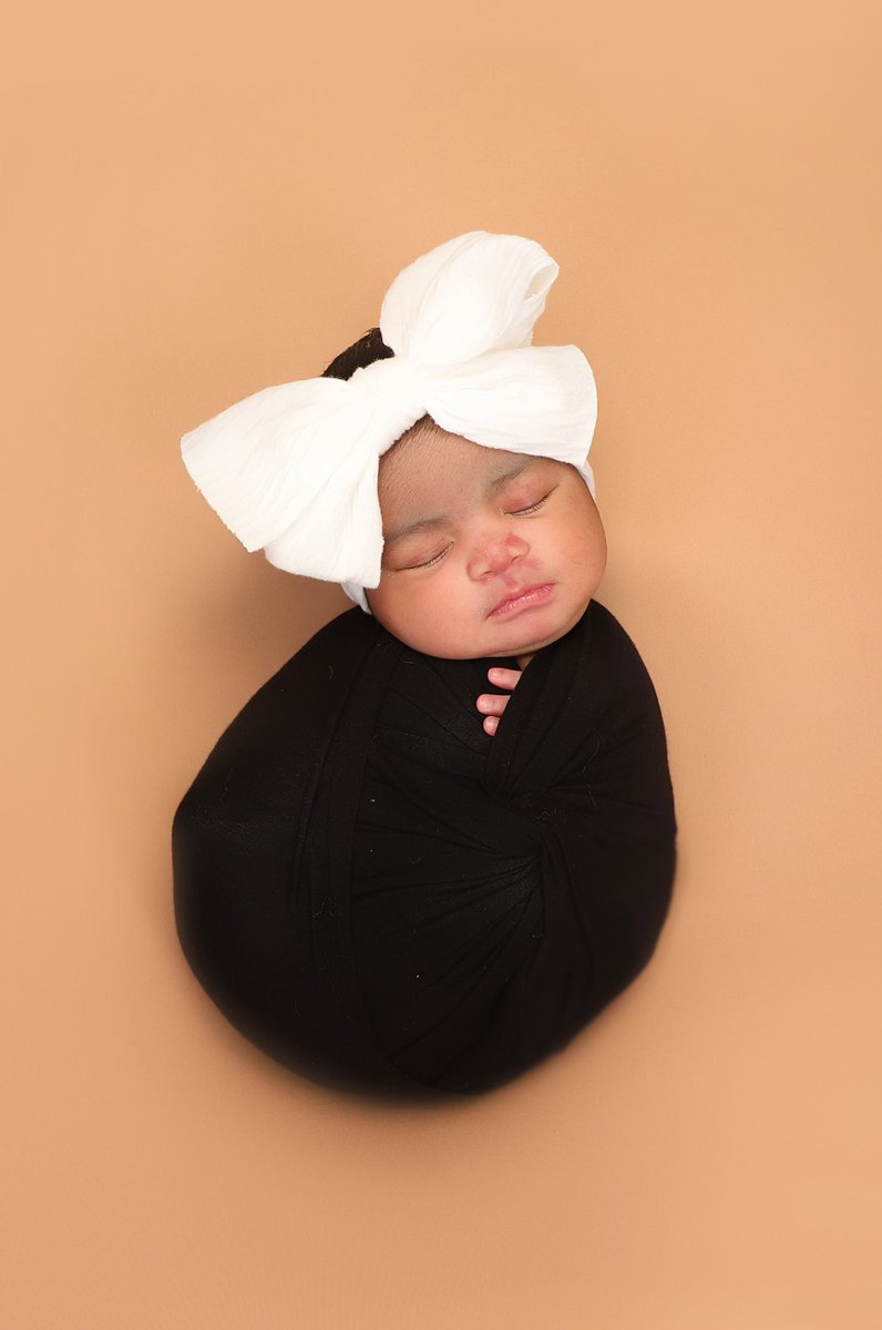 luissitoo__'s tweet photo. I’m obsessed with my daughter she’s so beautiful 🥹🤍 https://t.co/FGLUs70XGR