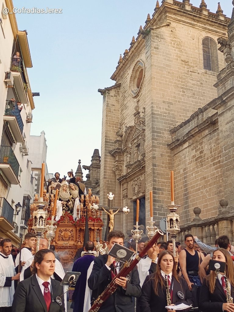 _CofradiasJerez's tweet photo. 📷 #𝗟𝗮𝗣𝗮𝘀𝗶𝗼𝗻𝗦𝗲𝗴𝘂𝗻𝗝𝗲𝗿𝗲𝘇𝟮𝟯

🕯️ 𝕊𝔼𝕄𝔸ℕ𝔸 𝕊𝔸ℕ𝕋𝔸 𝟚.𝟘𝟚𝟛🕯️

✝️ @MortajaJerez

#SabadoSanto #SSanta2023 #SSJerez2023 #SagradaMortaja #Caridad #Jerez https://t.co/feZ20eEbpc