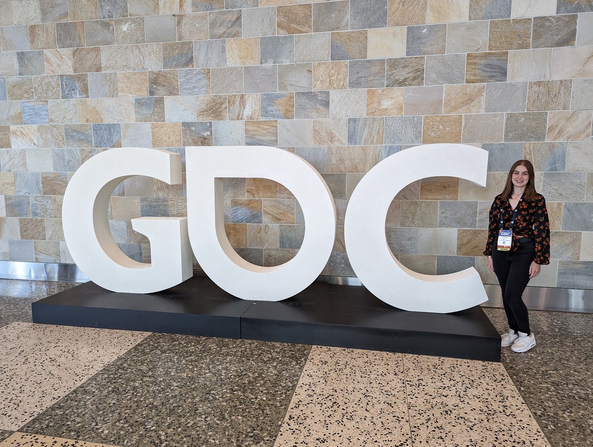 Found some more GDC photos! What an awesome experience 😁🧛✨

#GDC23 #VampireSurvivors #CommunityManager