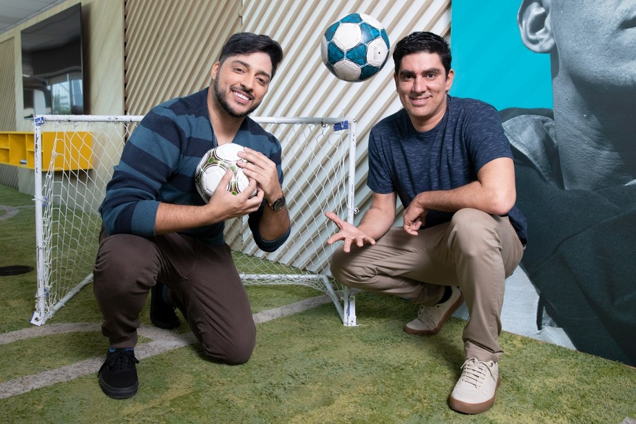AdneTRIP's tweet photo. Marcelo Adnet e Magno Navarro estrelam quadro de humor sobre esporte na Globo e no Sportv

Leia Mais: https://t.co/TIbXQYT8Y3 https://t.co/ZZxISYkrhk