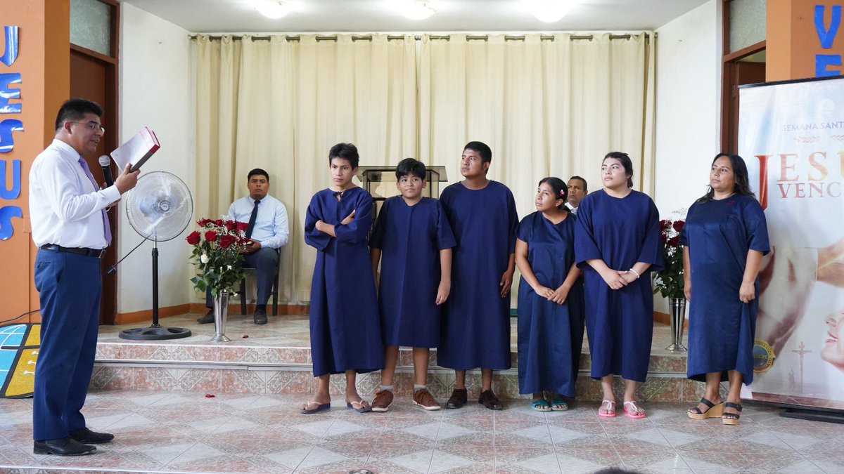 Acompañamiento de nuestro  presidente de <a href="/AdventistasUPN/">Adventistas - Perú</a> el Pr. <a href="/PrMontalvan/">Pr. Daniel Montalvan</a>  en el cierre de #SemanaSanta📍Piura, ciudad que viene siendo fuertemente golpeada por huaicos, lluvias e inundaciones y donde aún en momentos difíciles, el amor de Cristo permanece y con mucho poder♥️