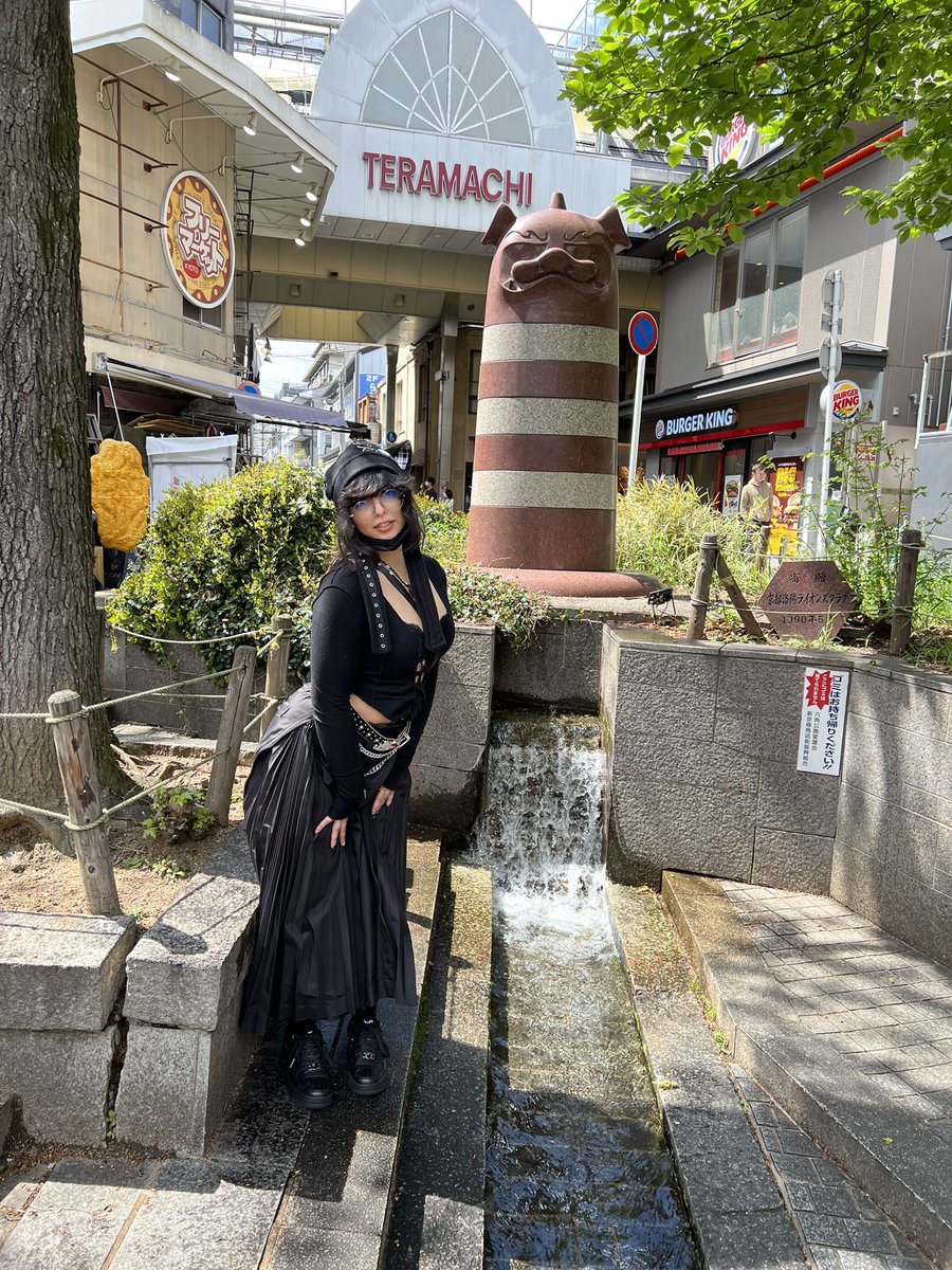 OGBeeFarmr 🐀 on Twitter: ":3c would u go on a date with me here?"