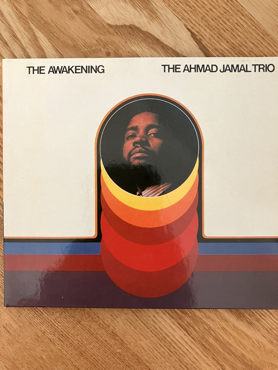 1970年 THE AHMAD JAMAL TRIO 『THE AWAKENING』.アーマッド・ジャマル🎹の代表作〜♬

　good morning🌈
　さて、送迎するかな🚌
The Awakening youtu.be/L34b0ut8Loc