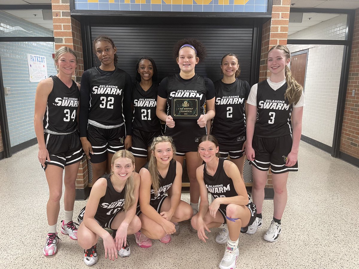JennaAvery1010's tweet photo. OK Fade Away Champions 2023
@KatelynHarvist1 @KenleyLemons @AlaysiaBurrough @niamorg21 @niamorg21 @brookecurry_ @OklahomaSwarm1 #oklahomabasketball https://t.co/4W939g5xNu