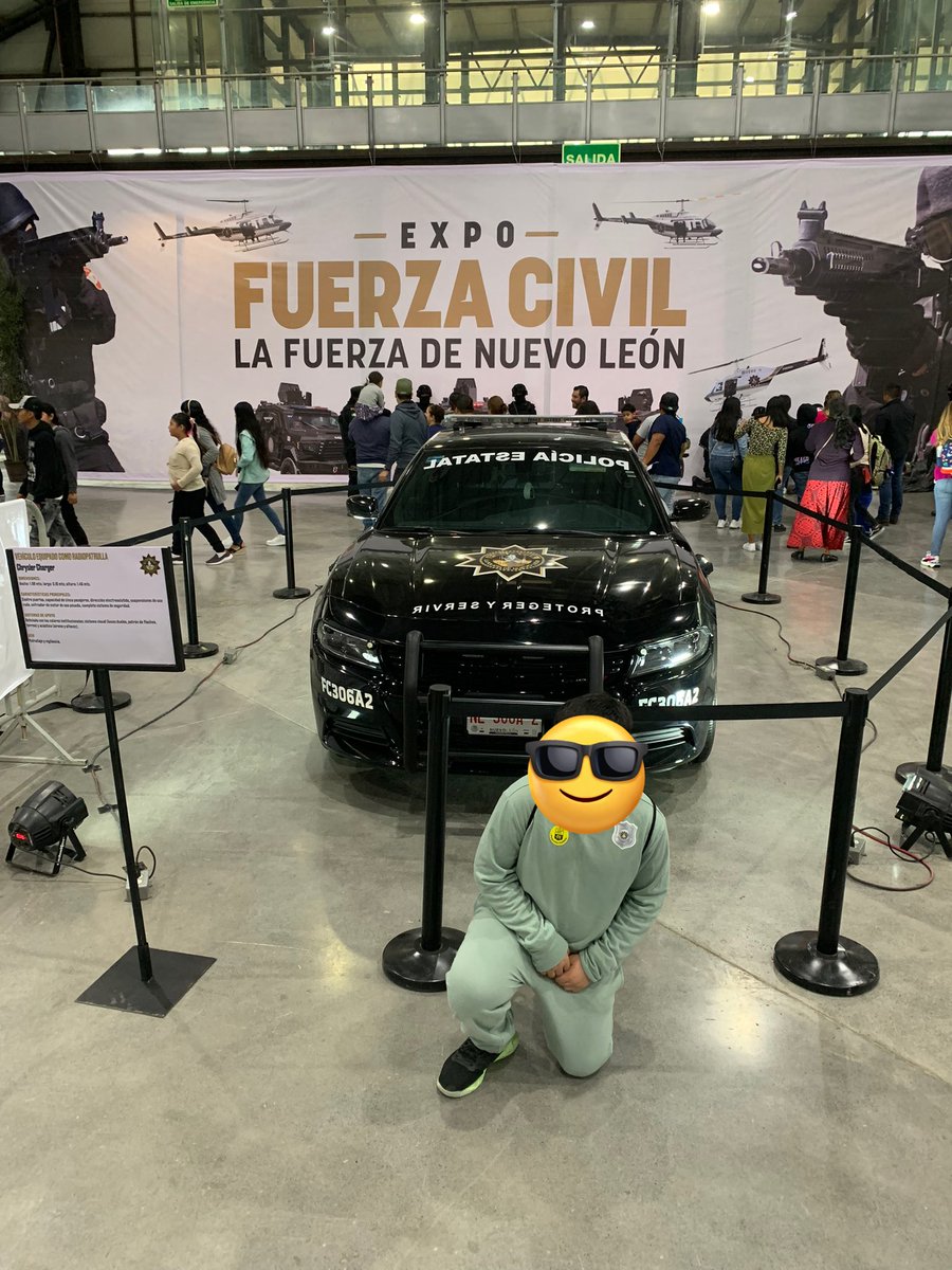 Padrisima exhibición de #FuerzaCivil #NuevoLeón muy recomendable ! 
Felicidades <a href="/FuerzaCivilMX/">Fuerza Civil</a> 
Mañana último día de exhibición!
