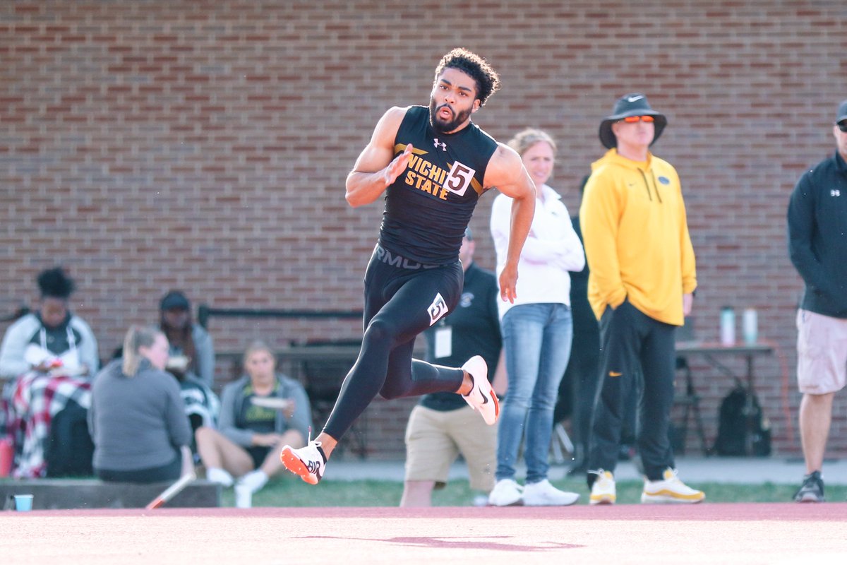 GoShockersTFXC's tweet photo. MOVIN' in the 200m

2⃣ @Faith19901876 - 24.38
3⃣ Sydney Johnson - 24.50

11 @jo_gex - 21.48
12 @Jaleel9301 - 21.49 (PB) https://t.co/tTkJfgUmK5
