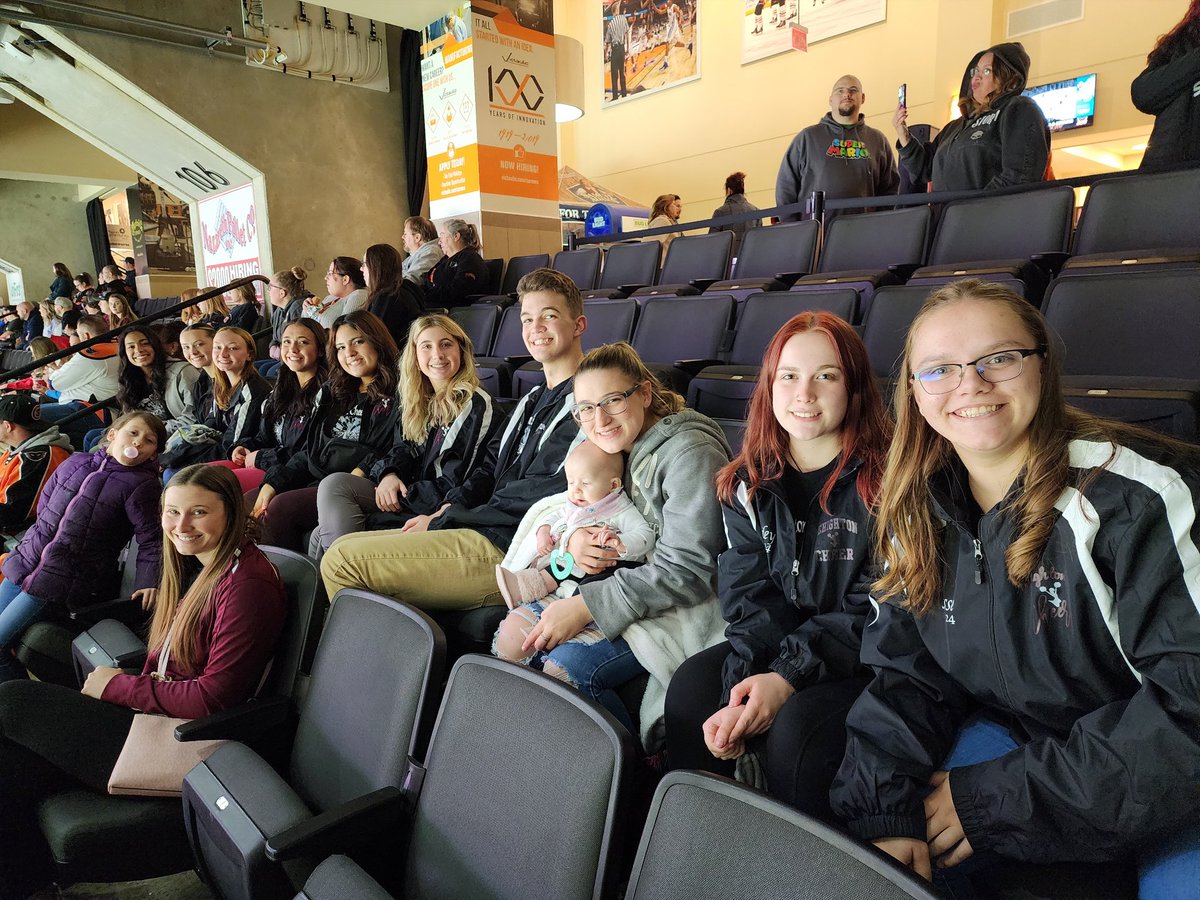 Let's Go Phantoms 🏒🏒

We are excited to cheer on the <a href="/LVPhantoms/">Lehigh Valley Phantoms</a> tonight‼️

#DistrictXIChampions #SpiritOfTheTribe