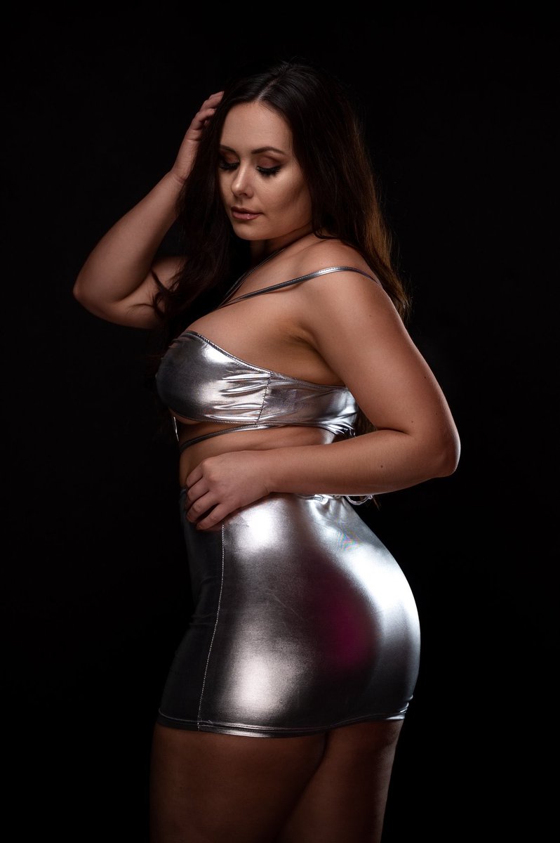 Alyssa Lima on Twitter: "Feeling sexy and dangerous 📸 @DavidJCrewe"