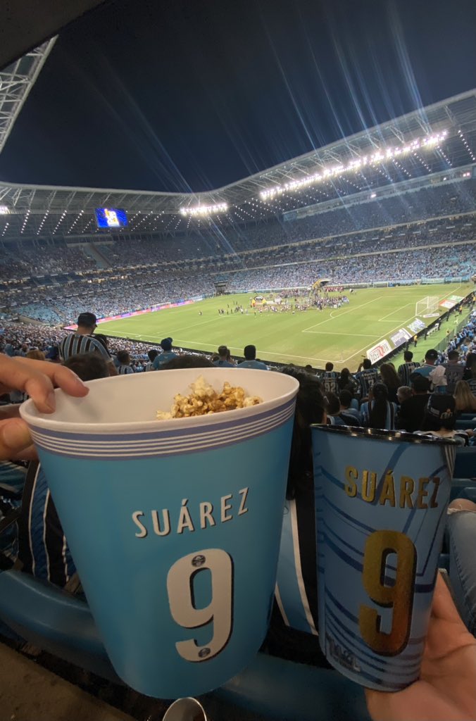 BrunoRosso5's tweet photo. Gremio campeón 🇪🇪 con gol de Lucho y partidazo de Feli Carballo 🇳🇱#Gauchao2023 #GRExCAX https://t.co/BNSE7BEjnT