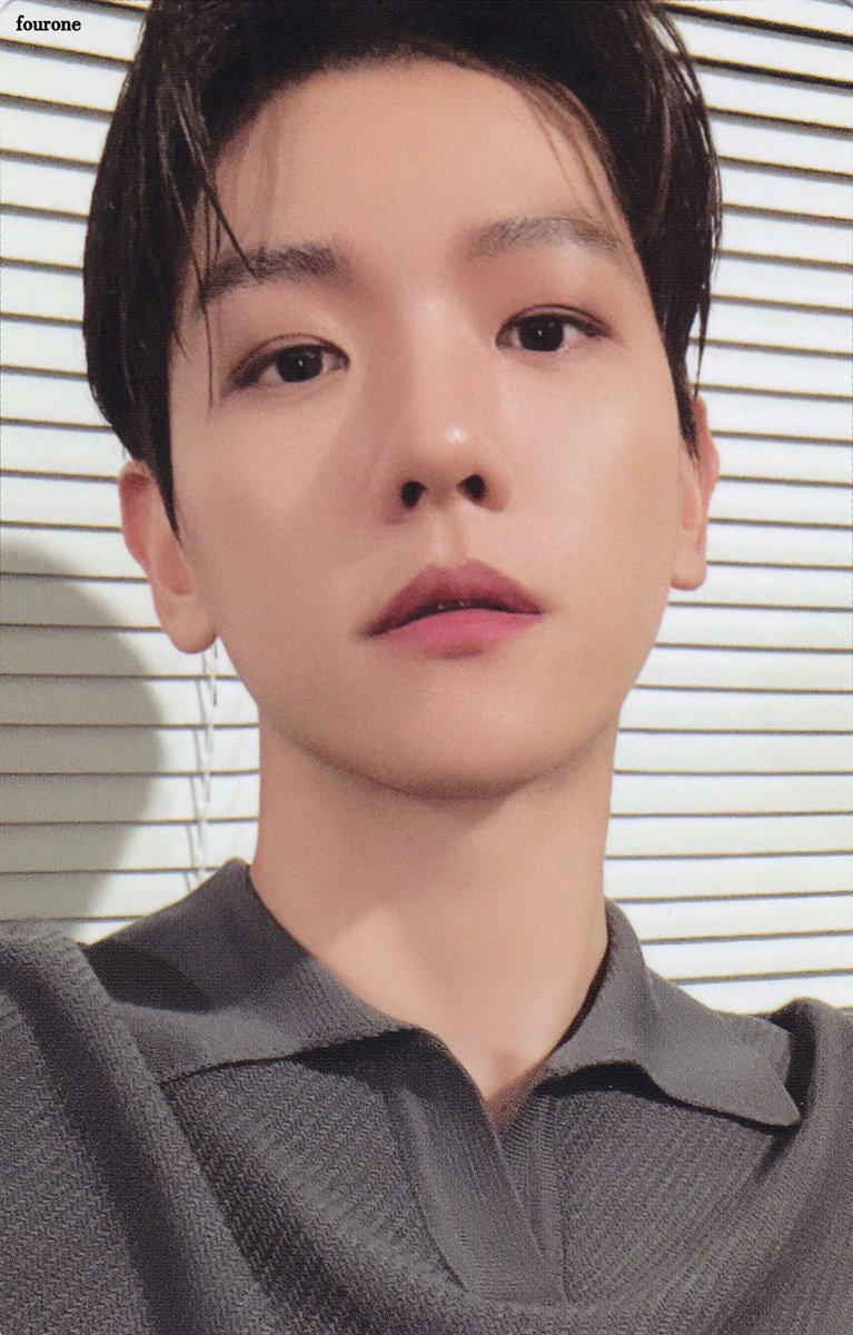 bhbrazil_'s tweet photo. Novos photocards do #BAEKHYUN nos goods do fanmeeting EXO'CLOCK [scan]. 📸 https://t.co/KtVVtO9SKY