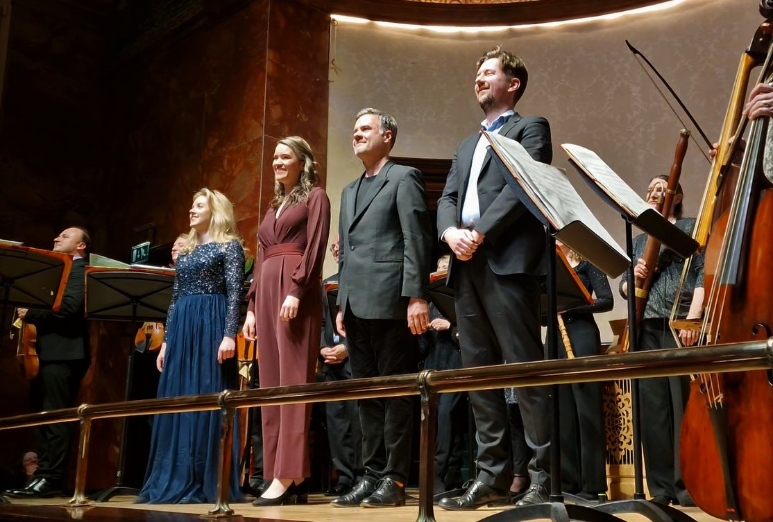 Yep, <a href="/FlorilegiumUK/">Florilegium</a> <a href="/wigmore_hall/">Wigmore Hall</a> never disappoints. A wonderful #Bach Easter Oratorio beautifully sung by <a href="/rowan_pierce/">Rowan Pierce</a> <a href="/helencharlston/">Helen Charlston</a> <a href="/Mikejcraddock/">Michael Craddock</a> and Andrew Tortise. Sorry I couldn't get you all in the photo!