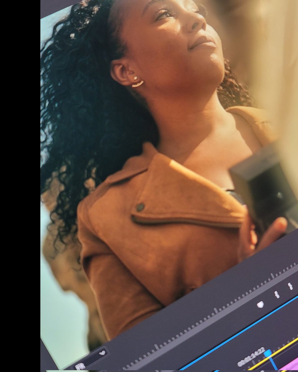 Well, #FlowersShortFilm is done. 

That is all. Oh, Happy Saturday 😊 
.
#shortfilm #editing #FiveStarPictures #stlfilmmaking #adobe #premirepro #timeline #postproduction #supportindiefilm #blackactress #actors