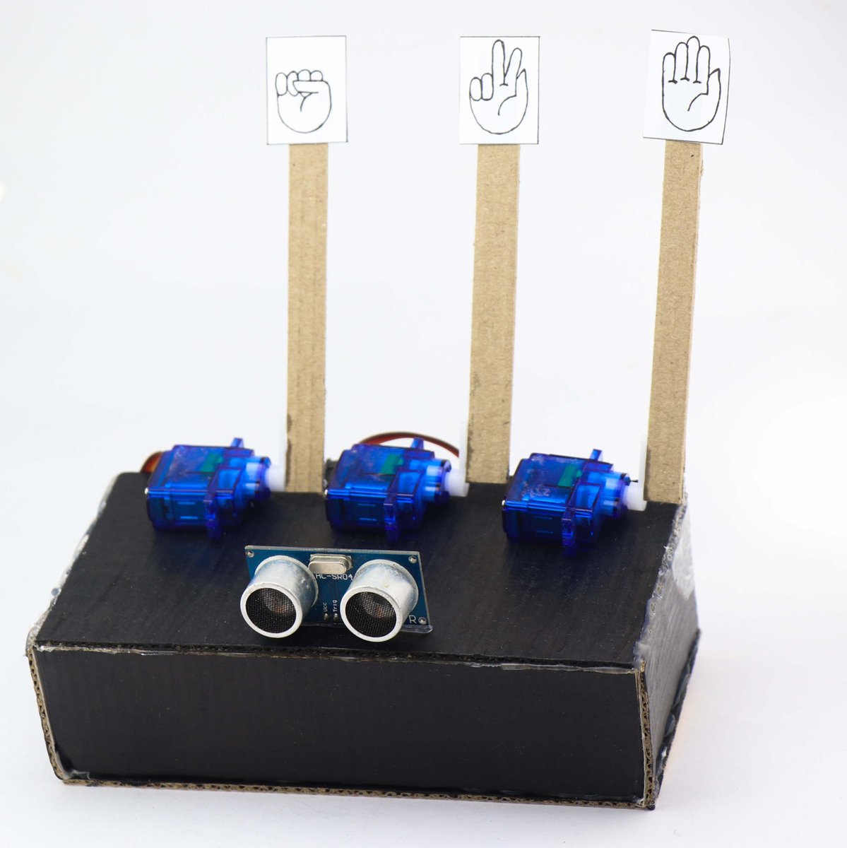 Make a rock paper scissors game using @tinkercad Circuits and Arduino with CrazyScience 🗿 📄 ✂️ 

instructables.com/Rock-Paper-Sci…

#MadeWithTinkercad #TinkercadCircuits #MakerED #MakeAnything