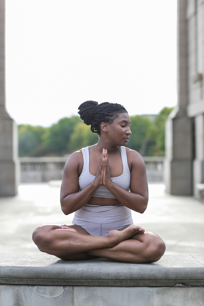 themoniquesteph's tweet photo. Day 5 #aloboutasana yoga challenge

Lately, I’ve really been struggling to quiet my mind and meditate. Learning to be still is my work right now.

#MoniqueStephanie #AloYoga #YogaChallenge https://t.co/qgQ1g8Dw3X