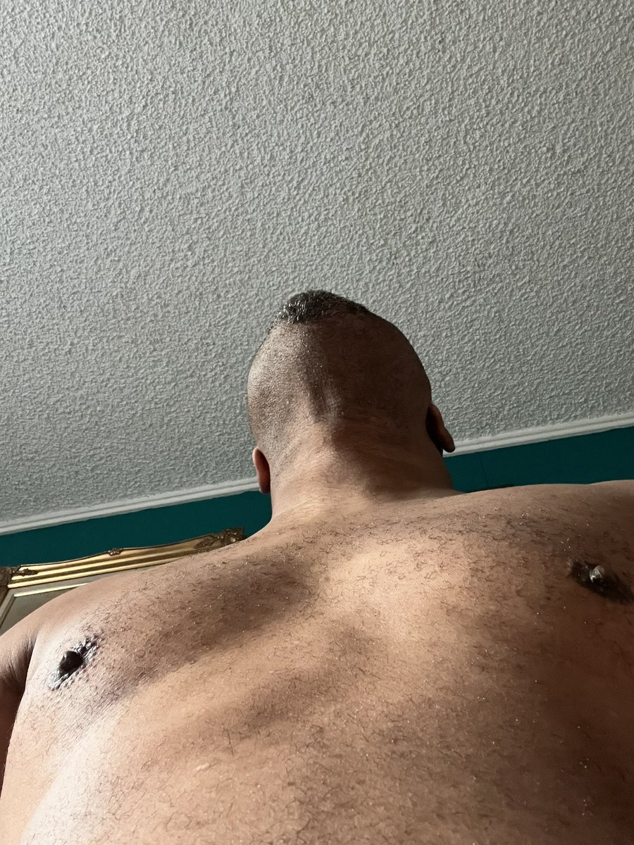 Freedom_ryder1's tweet photo. My Nipples are so sensitive…… they always poking thru that tshirt. https://t.co/4EyLcUNJKH