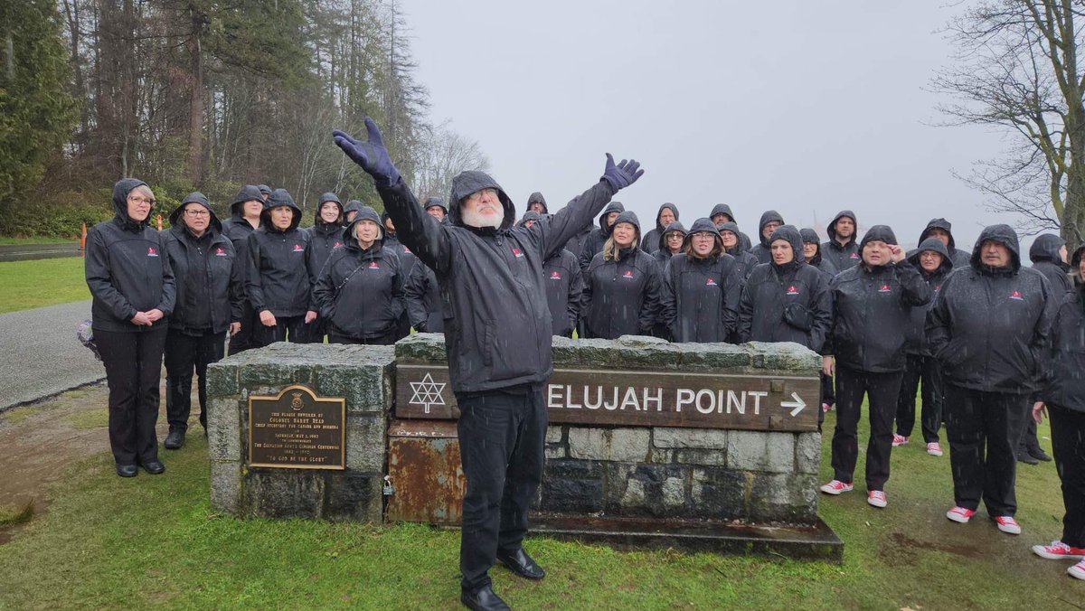 TSA_CSS's tweet photo. CSS at Hallelujah Point, Vancouver where TSA began its work in 1887. #tsa_css #easter2023 #singingintherain https://t.co/8IiVllonmo
