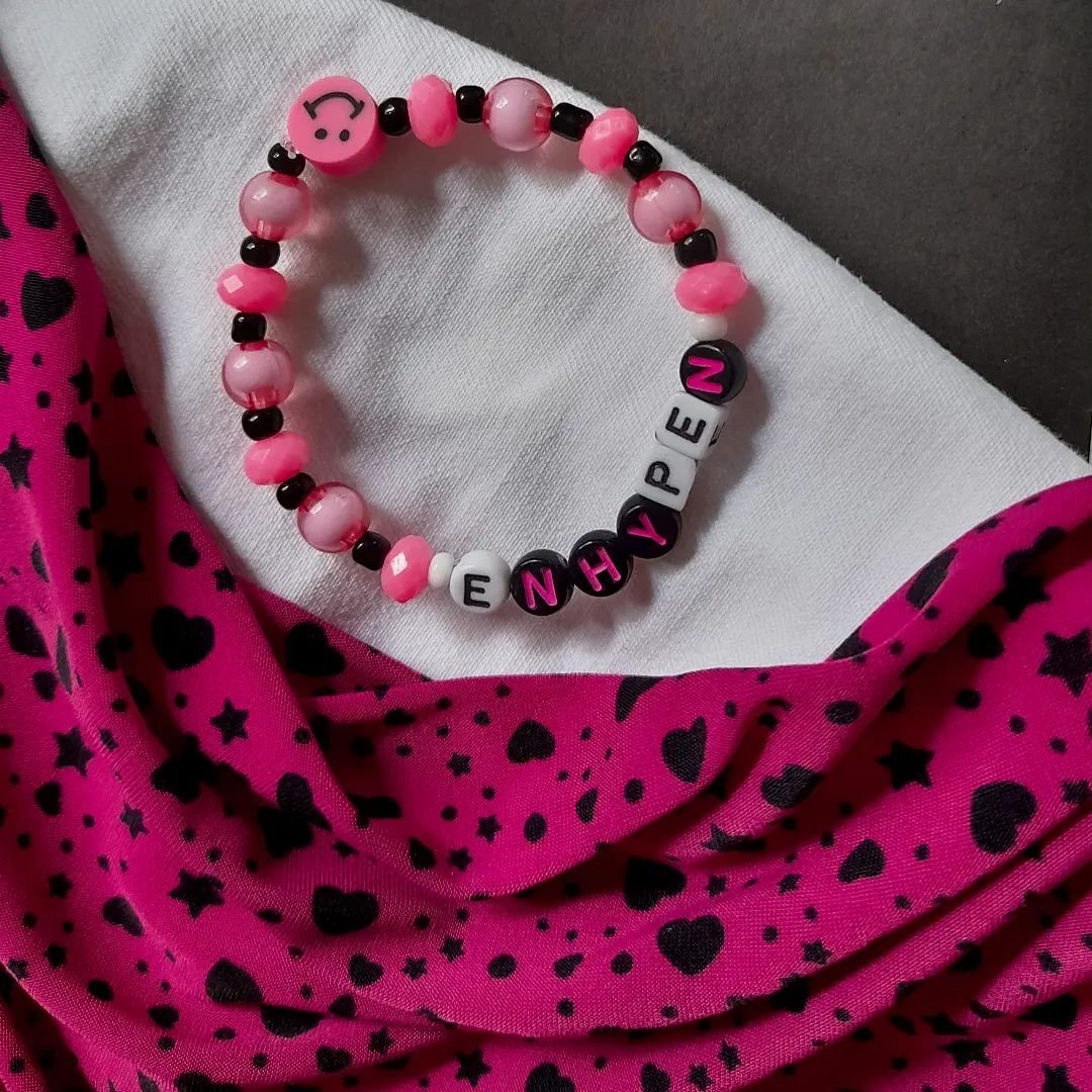 Loveholic Store (@loveholicstore) / Posts / X