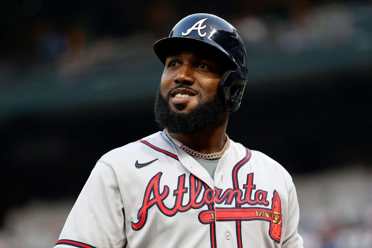 theboxheadboys's tweet image. Two men I never wanna see wearing the A on their hat ever again #morton #ozuna #FortheA