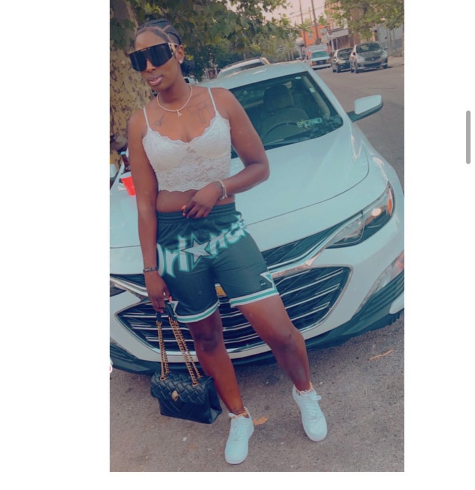 uptkeys's tweet image. Its my fly ass bestie boo bday bitches say ahhhhhaaaa 1time for my patna in crime u heard me !!happy 1 up my girl ❤️❤️ @shameremom 20 plus we still rocking in rollin!!!