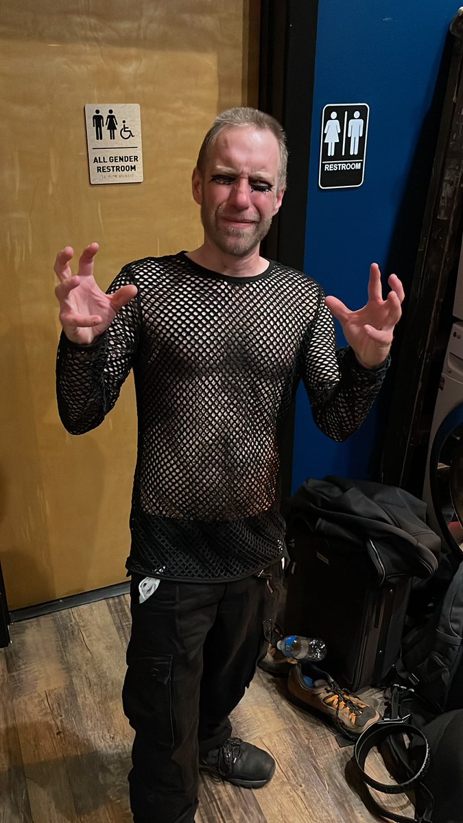 RegularRobH's tweet photo. #Brutalemo #bigbruttysad @HOODSLAM https://t.co/lwS4b5KYWV