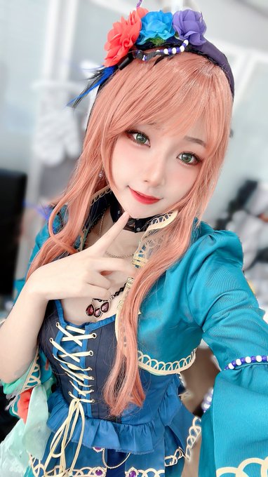 Twitterのコスプレ画像3