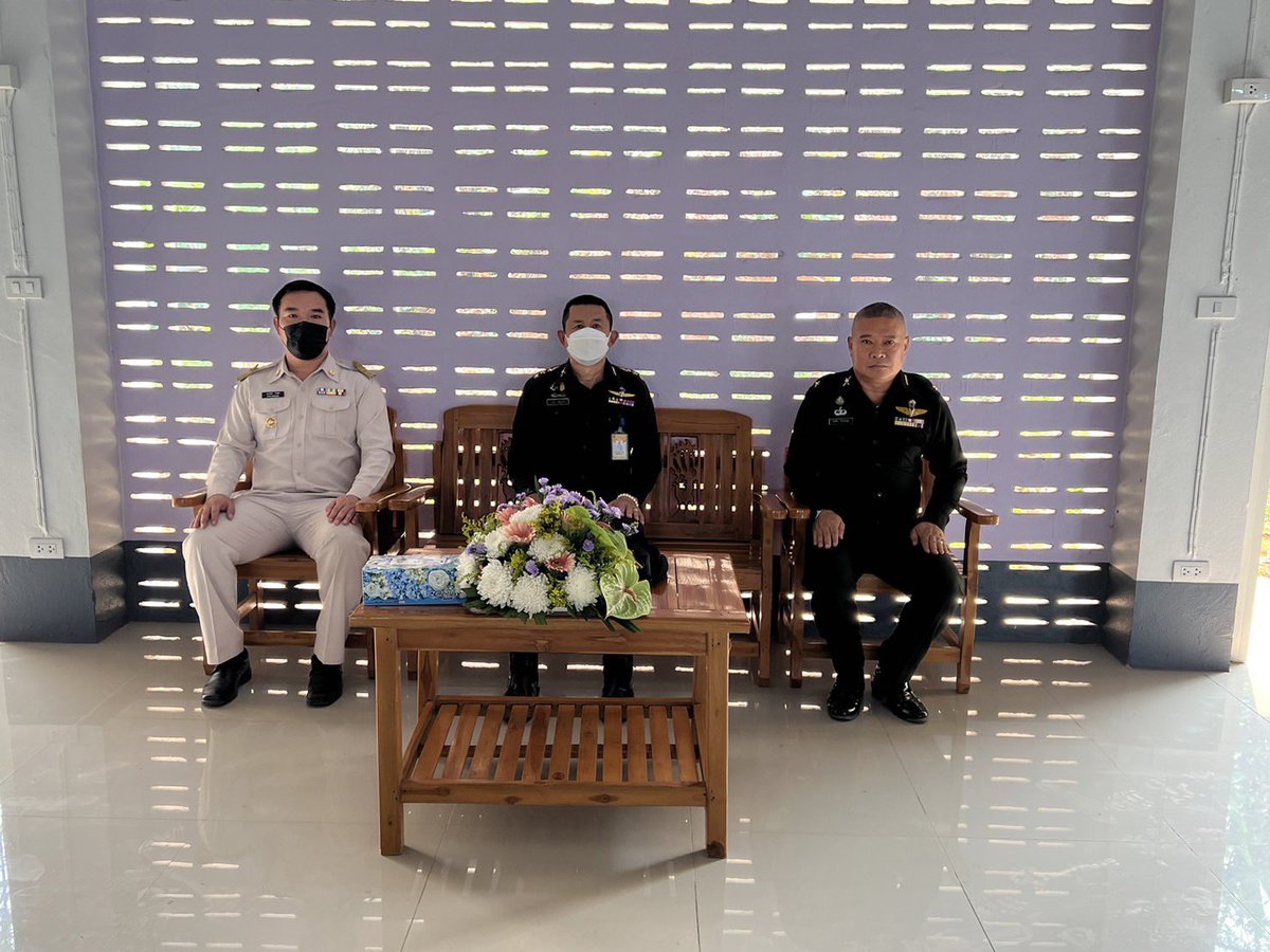 military37's tweet photo. มทบ.37 ตรวจเยี่ยมการตรวจเลือกทหารกองเกินเข้ารับราชการเป็นทหารกองประจำการ ประจำปี 2566 ณ หอประชุมอำเภอแม่ฟ้าหลวง อ.แม่ฟ้าหลวง จว.ช.ร. https://t.co/w2tDFMebGN
