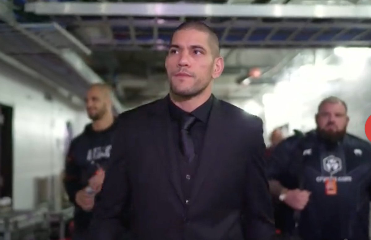 danielculll's tweet image. Life comes at you fast.. 💀🤣🥶🫡🤫 #UFC287 #andNEW #stylebender